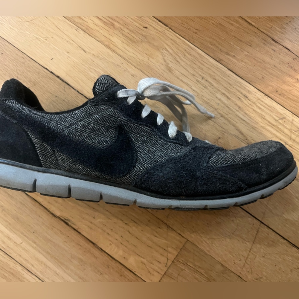 VINTAGE NIKE Eclipse Herringbone Navy Blue Sneakers